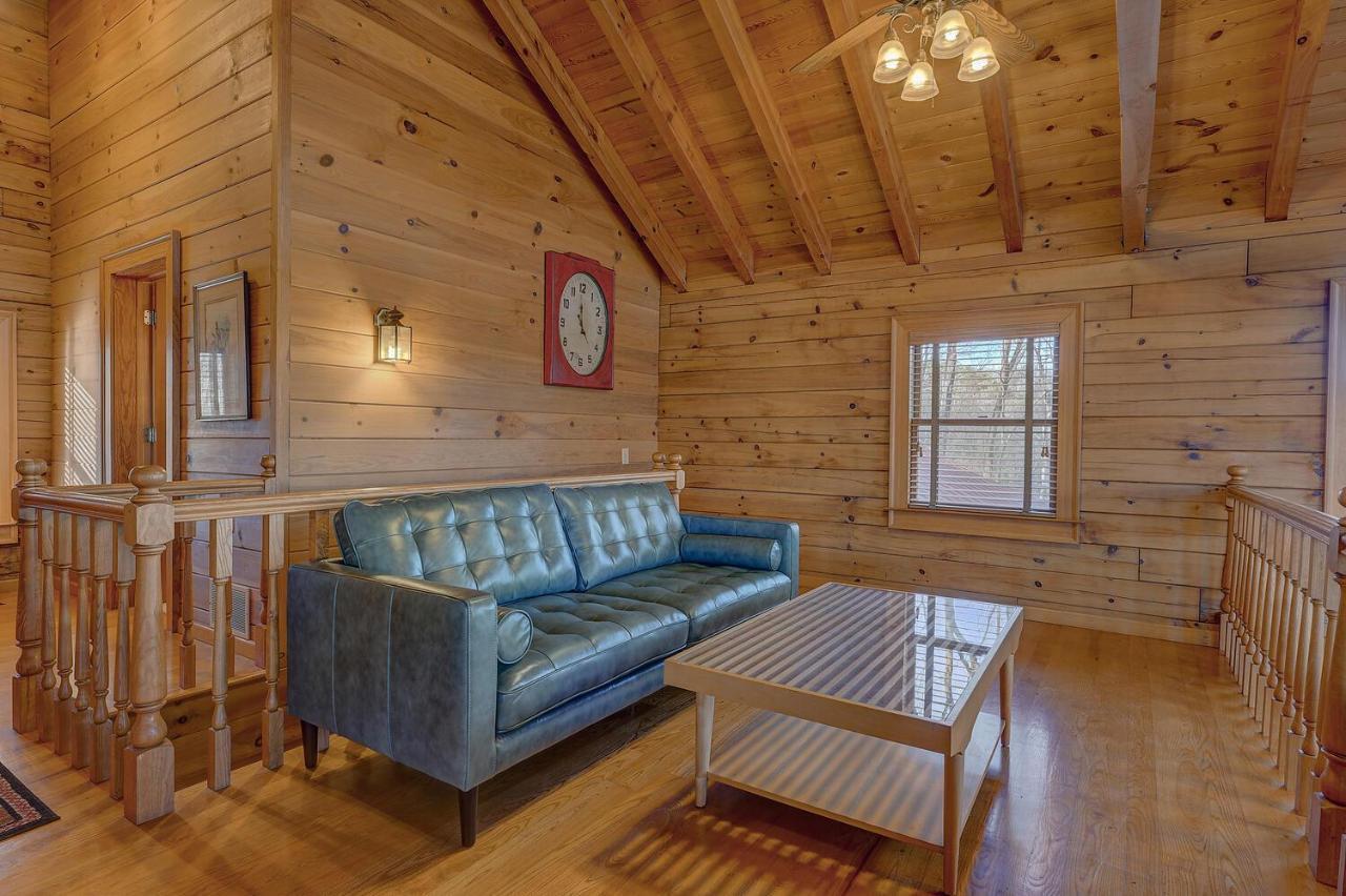 Blue Ridge Bliss- Spacious Cabin, Pets, Hot Tub! المظهر الخارجي الصورة
