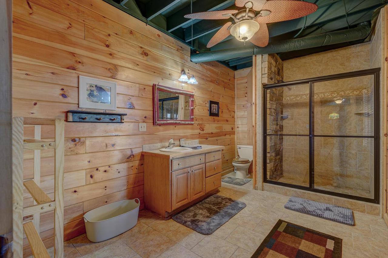Blue Ridge Bliss- Spacious Cabin, Pets, Hot Tub! المظهر الخارجي الصورة